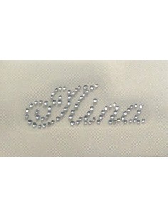 Nina H2, nome strass...